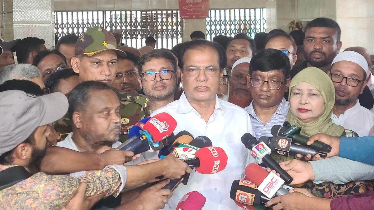 শুষ্ক মৌসুমে তিস্তা মহাপরিকল্পনা বাস্তবায়নের ওপর গুরুত্ব দিলেন মন্ত্রী দুলু