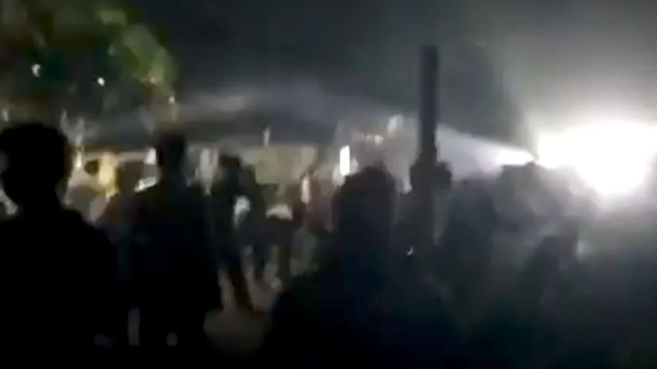 ব্রাহ্মণবাড়িয়ায় ঘাস কাটা নিয়ে সংঘর্ষে আহত ৩০, এলাকায় উত্তেজনা