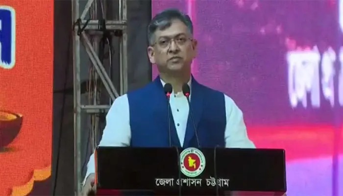 বৈষম্যহীন সমাজ গঠনে সরকার দৃঢ়প্রতিজ্ঞ: স্বরাষ্ট্রমন্ত্রী
